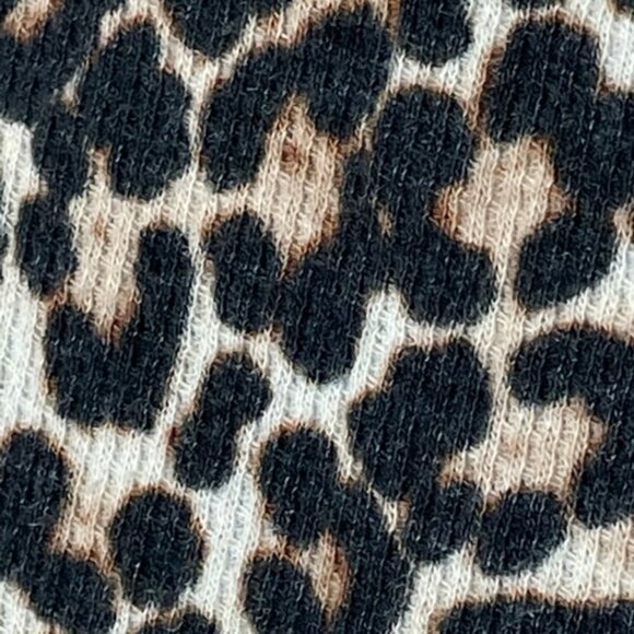 AMERICAN EAGLE Leopard Print Crop Top - Size Large - Picture 5 of 8